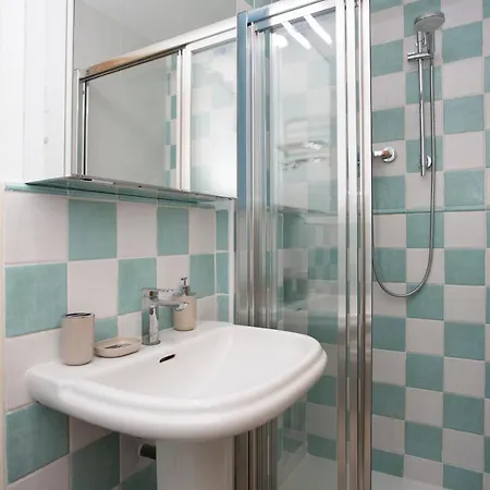 Singularstays Clero Apartment