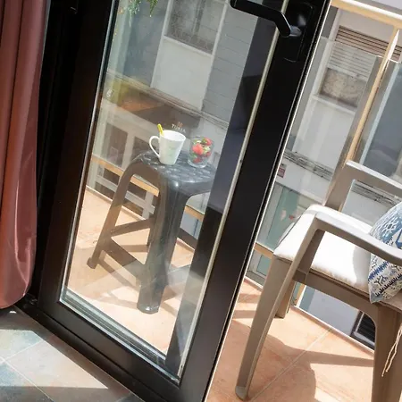 Singularstays Clero Apartament